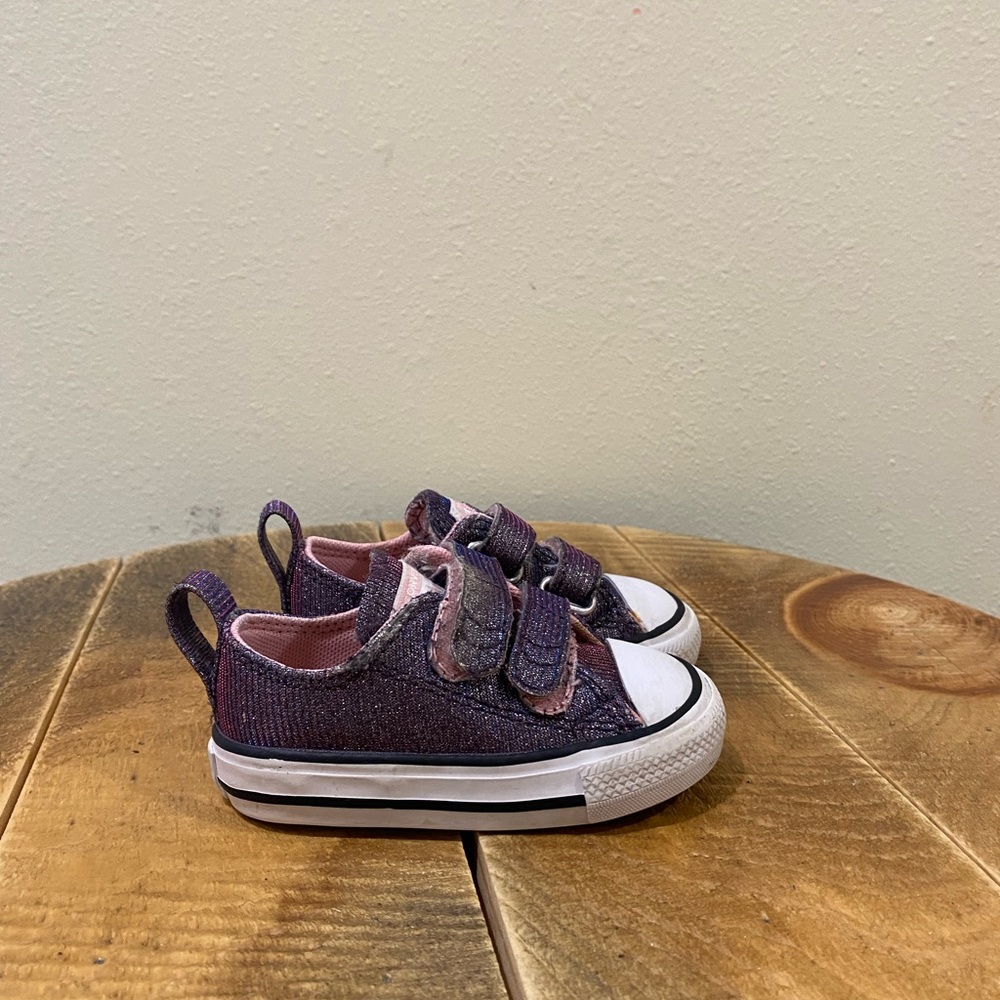 Converse infant glitter Velcro purple/pink sneakers size 4 - GUC